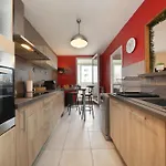 Le Cocon Des Pros', Calme, Spacieux Et Equipe Compiègne