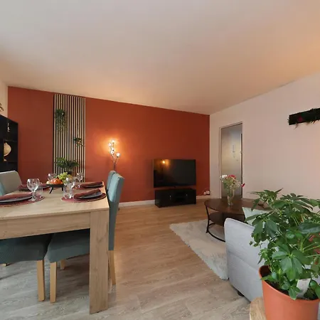 Apartment Le Cocon Des Pros', Calme, Spacieux Et Equipe