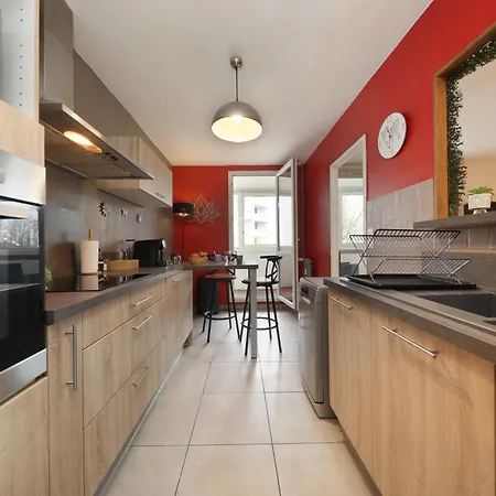 Le Cocon Des Pros', Calme, Spacieux Et Equipe Compiègne