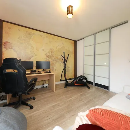 Apartment Le Cocon Des Pros', Calme, Spacieux Et Equipe