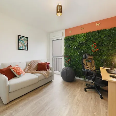 Le Cocon Des Pros', Calme, Spacieux Et Equipe Apartmán