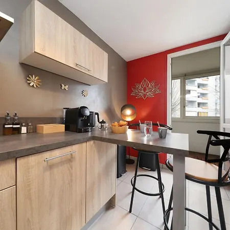 Apartment Le Cocon Des Pros', Calme, Spacieux Et Equipe *