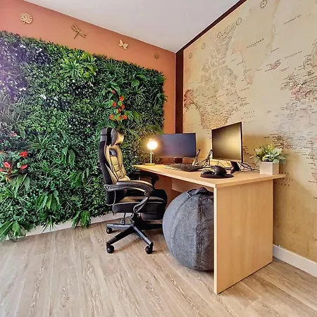 Le Cocon Des Pros', Calme, Spacieux Et Equipe *