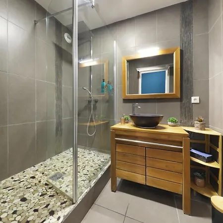 Le Cocon Des Pros', Calme, Spacieux Et Equipe *